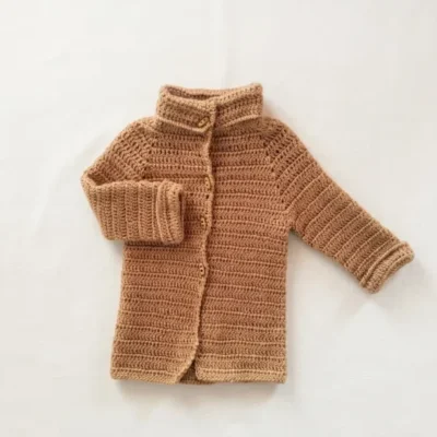 Abrigo de Cuello Alto Avena